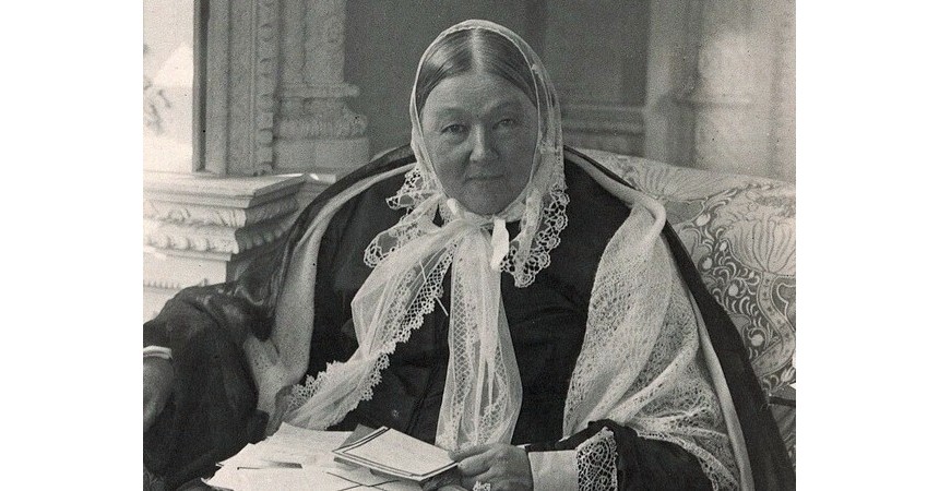 Florence-Nightingale-Photograph-by-Millbourn